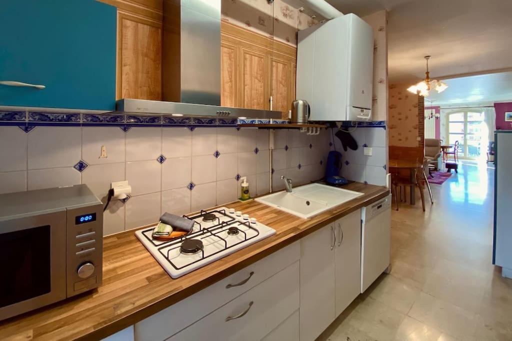 "Georgio" Grand Appartement Traversant Avec Vue Canal Et Parking Sète Exterior foto